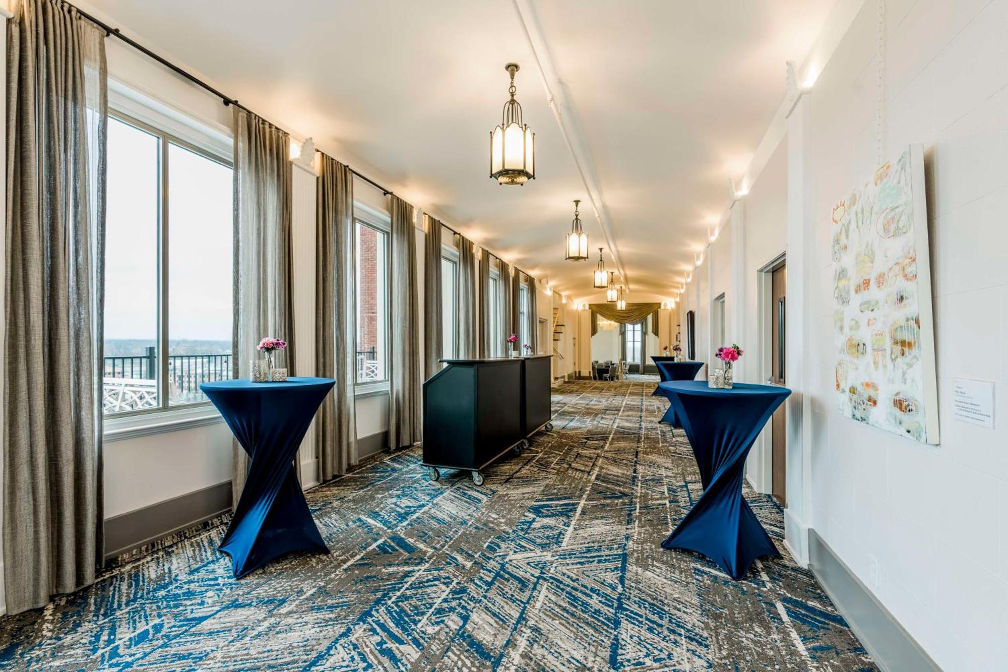 Hotel Elkhart, Tapestry Collection By Hilton Экстерьер фото